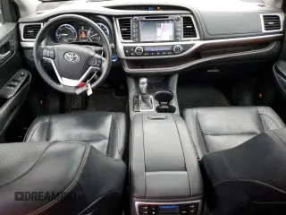 2015 Toyota Highlander Hybrid Limited with VIN 5TDDCRFH0FS008504, listed as a Copart auction lot 71967334 with 178,880 mi miles and Salvage Title. Bid and sale history available at carsss.com. Image 8.
