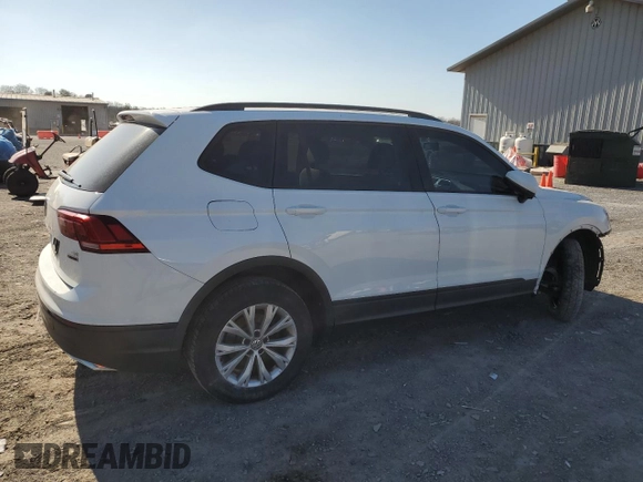 2018 Volkswagen Tiguan S z VIN 3VV0B7AX6JM055941, wystawiony jako Copart lot #47583005 z przebiegiem 99 744 mil mil oraz Szkoda całkowita • Salvage title. Historia ofert i sprzedaży dostępna na DreamBid. Obrazek 3.