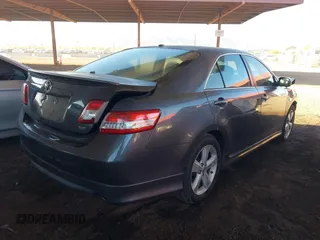 2011 Toyota Camry LE with VIN 4T1BK3EK0BU628484, listed as a IAAI auction lot 41842262 with 196,337 mi miles. Bid and sale history available at carsss.com. Image 4.