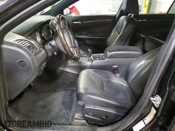 2014 Chrysler 300 C with VIN 2C3CCAKT4EH190409, listed as a Copart auction lot 50275085 with 158,184 mi miles and Salvage Title. Bid and sale history available at carsss.com. Image 7.