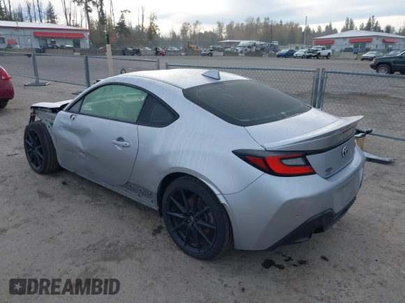 2022 Toyota 86 Premium с VIN JF1ZNBF1XN8751108, выставлен на аукционе IAAI как лот 40700214 с пробегом 33 033 миль миль и . История ставок и продаж доступна на DreamBid. Изображение 3.