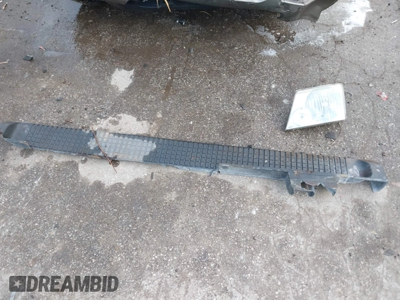 2004 Ford Explorer XLT с VIN 1FMZU73K64ZA93296, выставлен на аукционе IAAI как лот 39911378 с пробегом 189 789 миль миль и . История ставок и продаж доступна на DreamBid. Изображение 12.
