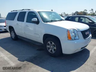 2013 GMC Yukon XL SLT with VIN 1GKS1KE03DR361822, listed as a IAAI auction lot 41850397 with 145,593 mi miles. Bid and sale history available at carsss.com. Image 1.