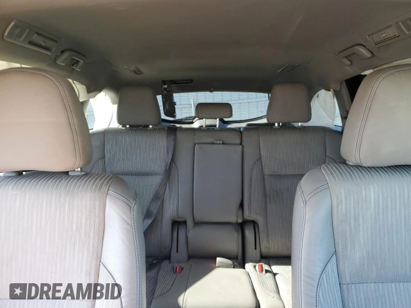 2014 Toyota Highlander LE z VIN 5TDBKRFHXES008602, wystawiony jako Copart lot #58779455 z przebiegiem 182 203 mil mil oraz Szkoda całkowita • Salvage title. Historia ofert i sprzedaży dostępna na DreamBid. Obrazek 10.