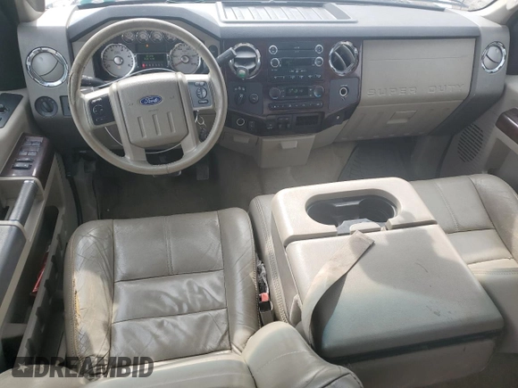 2008 Ford F-350 XL z VIN 1FTWW33R58EA97263, wystawiony jako Copart lot #50834145 z przebiegiem 286 706 mil mil oraz Szkoda całkowita • Salvage title. Historia ofert i sprzedaży dostępna na DreamBid. Obrazek 8.