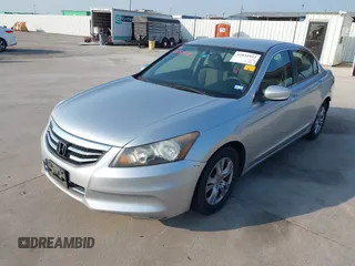 2012 Honda Accord LX Premium z VIN 1HGCP2F49CA157556, wystawiony jako IAAI lot #42031932 z przebiegiem 118 020 mil mil oraz . Historia ofert i sprzedaży dostępna na DreamBid. Obrazek 17.