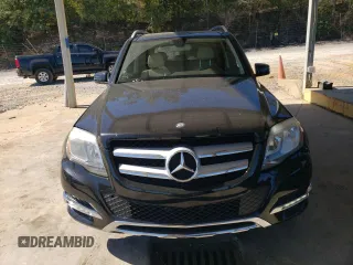 2013 Mercedes-Benz GLK 350 with VIN WDCGG8JB4DG104314, listed as a Copart auction lot 76598564 with 110,836 mi miles and Salvage Title. Bid and sale history available at DreamBid. Image 5.
