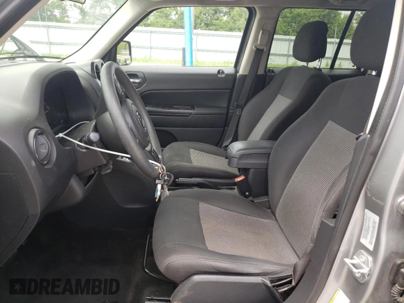 2015 Jeep Patriot Sport with VIN 1C4NJRBB0FD381629, listed as a Copart auction lot 59335355 with 135,347 mi miles and Salvage title. Bid and sale history available at DreamBid. Image 7.