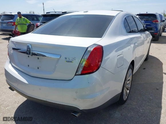2011 Lincoln MKS with VIN 1LNHL9ER6BG611548, listed as a IAAI auction lot 41840763 with 192716 miles. Bid and sale history available at carsss.com. Image 4.
