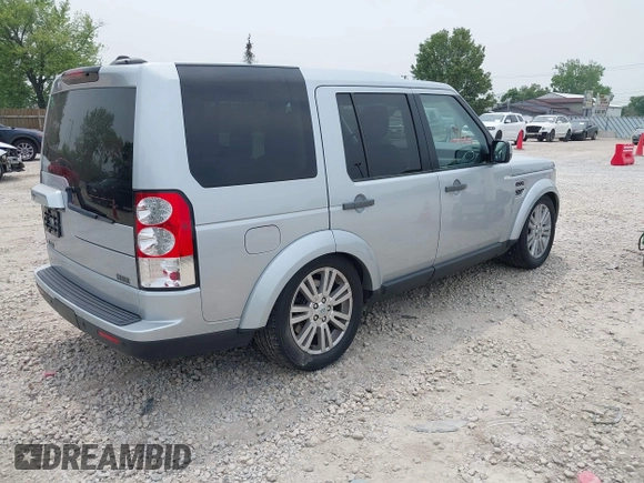 2011 Land Rover LR4 HSE z VIN SALAG2D42BA565770, wystawiony jako IAAI lot #42449944 z przebiegiem 144 234 mil mil oraz . Historia ofert i sprzedaży dostępna na DreamBid. Obrazek 4.
