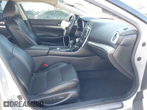 2021 Nissan Maxima SV with VIN 1N4AA6CV0MC505297, listed as a IAAI auction lot 41920090 with 70,100 mi miles and . Bid and sale history available at DreamBid. Image 5.