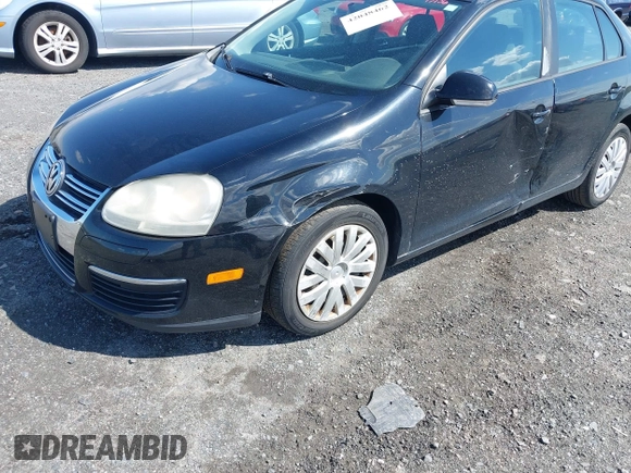 2010 Volkswagen Jetta S with VIN 3VWJZ7AJ5AM002400, listed as a IAAI auction lot 42048462 with 191,851 mi miles and . Bid and sale history available at DreamBid. Image 6.