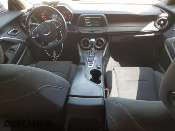 2017 Chevrolet Camaro 1LT z VIN 1G1FB1RX2H0132109, wystawiony jako Copart lot #49924125 z przebiegiem 48 504 mil mil oraz Szkoda całkowita • Salvage title. Historia ofert i sprzedaży dostępna na DreamBid. Obrazek 8.