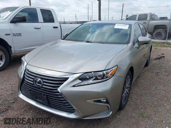 2016 Lexus ES 330 z VIN 58ABK1GG6GU034351, wystawiony jako IAAI lot #42167029 z przebiegiem 42 206 mil mil oraz . Historia ofert i sprzedaży dostępna na DreamBid. Obrazek 2.