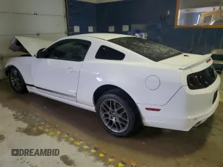 2014 Ford Mustang V6 with VIN 1ZVBP8AM4E5301222, listed as a Copart auction lot 88438055 with Not Provided miles and Salvage Title. Bid and sale history available at carsss.com. Image 2.