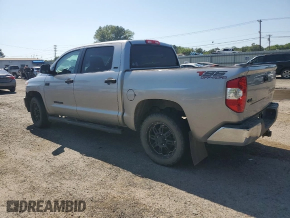 2016 Toyota Tundra SR5 z VIN 5TFDW5F10GX557117, wystawiony jako Copart lot #56503625 z przebiegiem 138 648 mil mil oraz Szkoda całkowita • Salvage title. Historia ofert i sprzedaży dostępna na DreamBid. Obrazek 2.