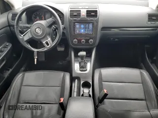 2010 Volkswagen Jetta Wolfsburg Edition с VIN 3VWRJ7AJ4AM053364, выставлен на аукционе Copart как лот 45306855 с пробегом 167 578 миль миль и Списание • Salvage title. История ставок и продаж доступна на DreamBid. Изображение 8.