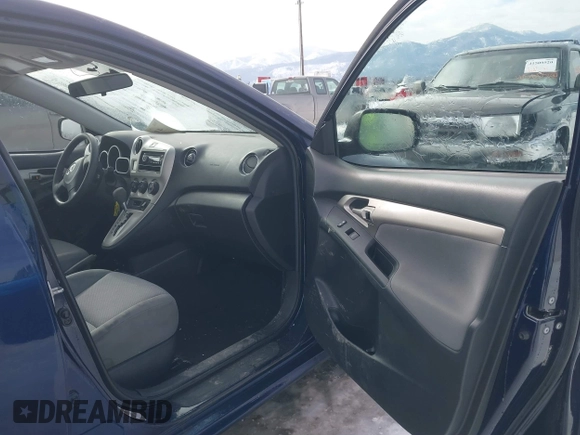2009 Toyota Matrix with VIN 2T1KU40E69C045320, listed as a IAAI auction lot 41481764 with 162,766 mi miles. Bid and sale history available at carsss.com. Image 5.