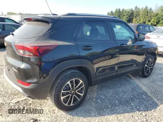 2025 Chevrolet TrailBlazer LT with VIN KL79MRSL9SB025037, listed as a Copart auction lot 69841984 with 28 mi miles and Salvage Title. Bid and sale history available at DreamBid. Image 3.