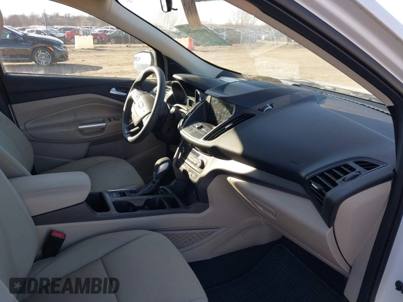 2019 Ford Escape SE z VIN 1FMCU9GD3KUC47731, wystawiony jako IAAI lot #41694244 z przebiegiem 77 059 mil mil oraz . Historia ofert i sprzedaży dostępna na DreamBid. Obrazek 5.