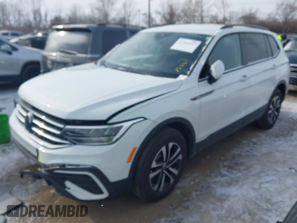2024 Volkswagen Tiguan S с VIN 3VVFB7AX1RM103822, выставлен на аукционе IAAI как лот 41364247 с пробегом 10 407 миль миль и . История ставок и продаж доступна на DreamBid. Изображение 2.