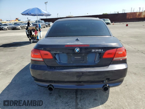 2008 BMW 3 Series 335i z VIN WBAWL73548PX54570, wystawiony jako Copart lot #54993625 z przebiegiem 159 225 mil mil oraz Szkoda całkowita • Salvage title. Historia ofert i sprzedaży dostępna na DreamBid. Obrazek 6.
