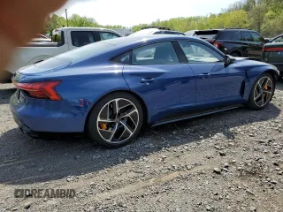 2023 Audi RS e-tron GT z VIN WAUBHBFW7P7903740, wystawiony jako Copart lot #55556935 z przebiegiem 8358 mil mil oraz Szkody całkowita. Historia ofert i sprzedaży dostępna na DreamBid. Obrazek 3.