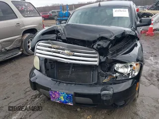2006 Chevrolet HHR LS with VIN 3GNDA13D26S659418, listed as a IAAI auction lot 41196361 with 122,800 mi miles and . Bid and sale history available at carsss.com. Image 6.