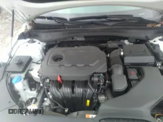 2018 Kia Optima LX with VIN 5XXGT4L38JG272718, listed as a IAAI auction lot 41716428 with 62,000 mi miles. Bid and sale history available at carsss.com. Image 10.