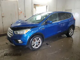 2017 Ford Escape SE z VIN 1FMCU0GD8HUC71849, wystawiony jako Copart lot #54526335 z przebiegiem 95 467 mil mil oraz Szkoda całkowita • Salvage title. Historia ofert i sprzedaży dostępna na DreamBid. Obrazek 1.