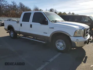 2005 Ford F-250 XL with VIN 1FTSW20P25EA07140, listed as a Copart auction lot 44162225 with 199,922 mi miles and Clean Title. Bid and sale history available at DreamBid. Image 4.