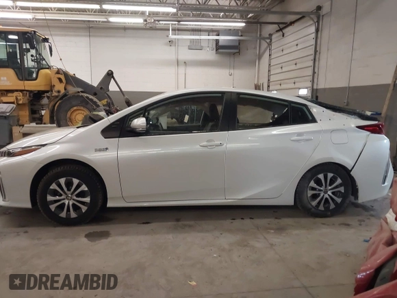 2022 Toyota Prius LE with VIN JTDKAMFP4N3223259, listed as a IAAI auction lot 41975054 with 49,558 mi miles and . Bid and sale history available at DreamBid. Image 15.