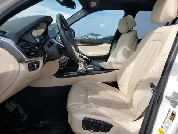 2018 BMW X5 xDrive40e iPerformance with VIN 5UXKT0C58J0V99625, listed as a Copart auction lot 49214475 with 90,164 mi miles and Clean Title. Bid and sale history available at carsss.com. Image 7.