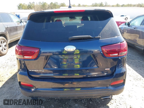 2019 Kia Sorento LX with VIN 5XYPG4A3XKG523100, listed as a IAAI auction lot 41814743 with 138,767 mi miles and . Bid and sale history available at carsss.com. Image 16.