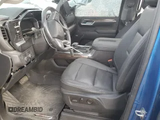 2022 Chevrolet Silverado 1500 LT Trail Boss with VIN 3GCUDFED3NG547626, listed as a Copart auction lot 51004645 with 51,555 mi miles and Salvage Title. Bid and sale history available at DreamBid. Image 7.