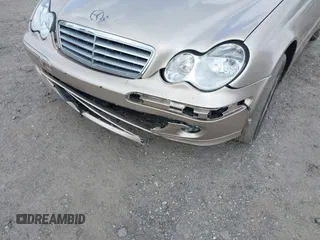 2005 Mercedes-Benz C 240 with VIN WDBRF81J35F665750, listed as a IAAI auction lot 41898295 with 82,991 mi miles and . Bid and sale history available at DreamBid. Image 6.