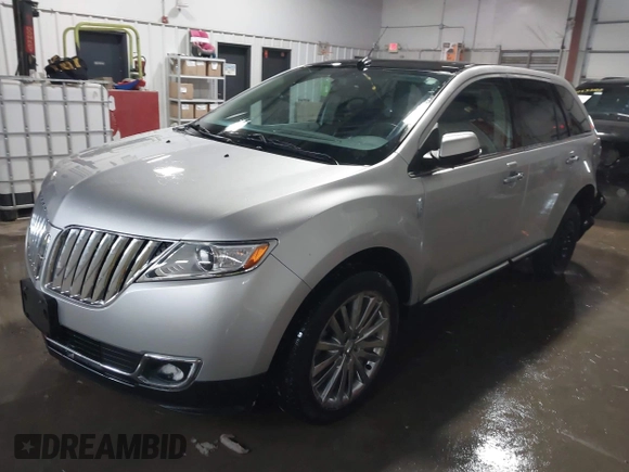 2014 Lincoln MKX with VIN 2LMDJ8JK7EBL16661, listed as a IAAI auction lot 41595967 with 77,868 mi miles. Bid and sale history available at carsss.com. Image 2.