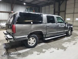 1999 GMC Suburban with VIN 3GKEC16R7XG548046, listed as a Copart auction lot 41491645 with 269,120 mi miles and Salvage Title. Bid and sale history available at carsss.com. Image 3.