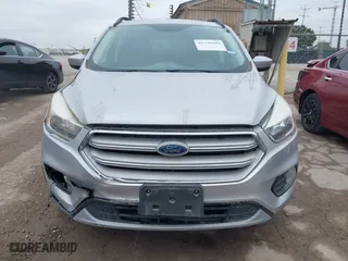 2018 Ford Escape SE with VIN 1FMCU0GD7JUB75362, listed as a IAAI auction lot 41320189 with 67,194 mi miles. Bid and sale history available at carsss.com. Image 13.