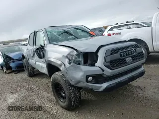 2019 Toyota Tacoma SR z VIN 3TMCZ5AN9KM206637, wystawiony jako Copart lot #48753665 z przebiegiem 88 864 mil mil oraz Szkoda całkowita • Salvage title. Historia ofert i sprzedaży dostępna na DreamBid. Obrazek 11.