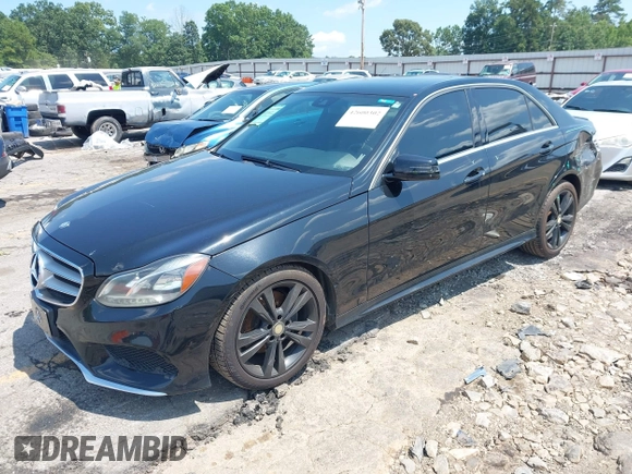 2014 Mercedes-Benz E 350 Sport z VIN WDDHF5KB3EA934741, wystawiony jako IAAI lot #42600302 z przebiegiem 143 894 mil mil oraz . Historia ofert i sprzedaży dostępna na DreamBid. Obrazek 2.