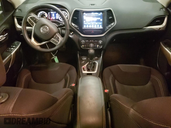 2017 Jeep Cherokee Latitude z VIN 1C4PJMCS7HW587810, wystawiony jako Copart lot #60847625 z przebiegiem 39 950 mil mil oraz Szkoda całkowita • Salvage title. Historia ofert i sprzedaży dostępna na DreamBid. Obrazek 8.