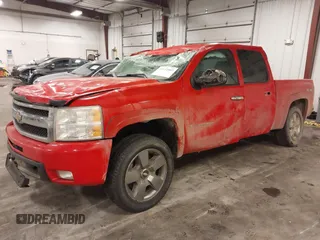 2011 Chevrolet Silverado 1500 with VIN 1GCPKTE37BF210785, listed as a IAAI auction lot 41632007 with 239,014 mi miles and . Bid and sale history available at DreamBid. Image 17.