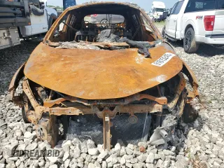 2018 Toyota C-HR XLE with VIN NMTKHMBX3JR049998, listed as a Copart auction lot 61815245 with Not provided miles and Non repairable. Bid and sale history available at DreamBid. Image 5.