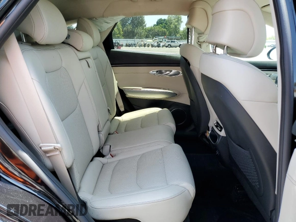 2024 Genesis GV70 2.5T with VIN 5NMMADTB3RH015771, listed as a Copart auction lot 60168085 with 9,800 mi miles and Salvage title. Bid and sale history available at DreamBid. Image 11.