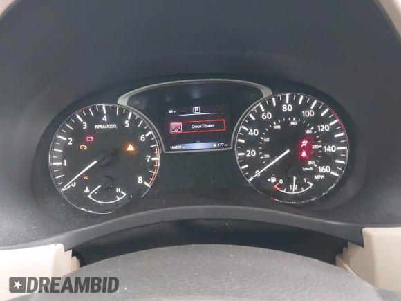 2017 Nissan Pathfinder SV z VIN 5N1DR2MN3HC674075, wystawiony jako IAAI lot #42435222 z przebiegiem 164 839 mil mil oraz . Historia ofert i sprzedaży dostępna na DreamBid. Obrazek 7.