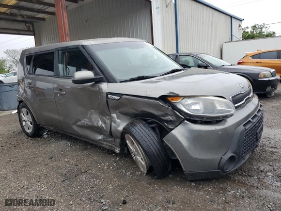 2016 Kia Soul with VIN KNDJN2A21G7357402, listed as a Copart auction lot 52111415 with 156,028 mi miles and Salvage Title. Bid and sale history available at carsss.com. Image 4.