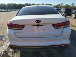 2017 Kia Optima LX z VIN 5XXGT4L35HG165653, wystawiony jako Copart lot #85765954 z przebiegiem 130 135 mil mil oraz Szkoda całkowita • Salvage title. Historia ofert i sprzedaży dostępna na DreamBid. Obrazek 6.
