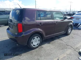 2010 Scion xB z VIN JTLZE4FE0A1104667, wystawiony jako IAAI lot #42242750 z przebiegiem 76 689 mil mil oraz . Historia ofert i sprzedaży dostępna na DreamBid. Obrazek 4.