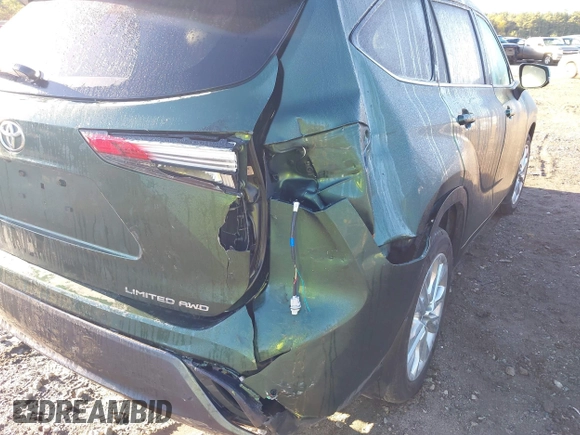 2023 Toyota Highlander L with VIN 5TDKDRBH6PS501843, listed as a IAAI auction lot 40531817 with 12,734 mi miles and . Bid and sale history available at DreamBid. Image 6.